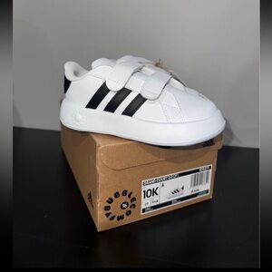 Adidas Grand Court 2.0 Bubble Comfort kids shoes— size 10K